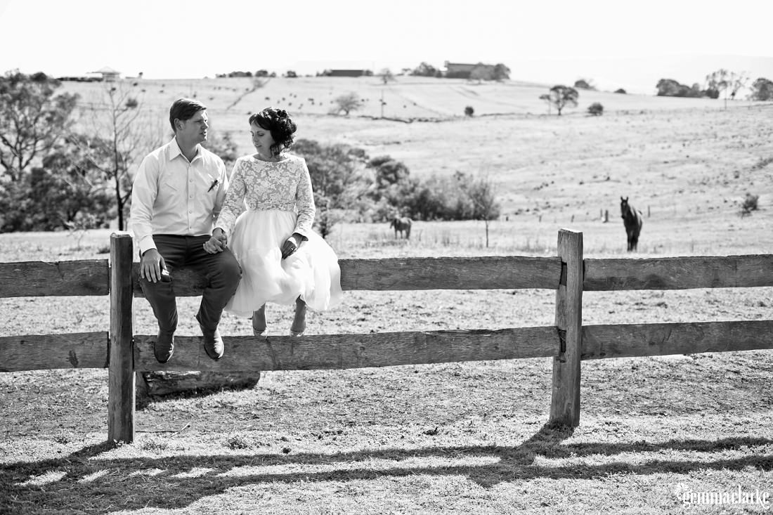 gemmaclarkephotography_vintage-country-wedding_hannah-and-cam_0019