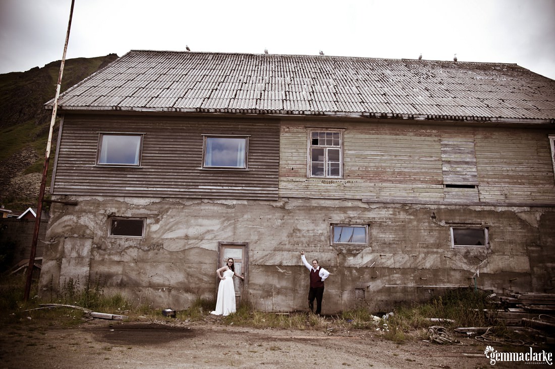 gemma-clarke-photography_lofoten-wedding-photos_fishing-village-portraits_norway-portraits_iselin-and-nils_0008