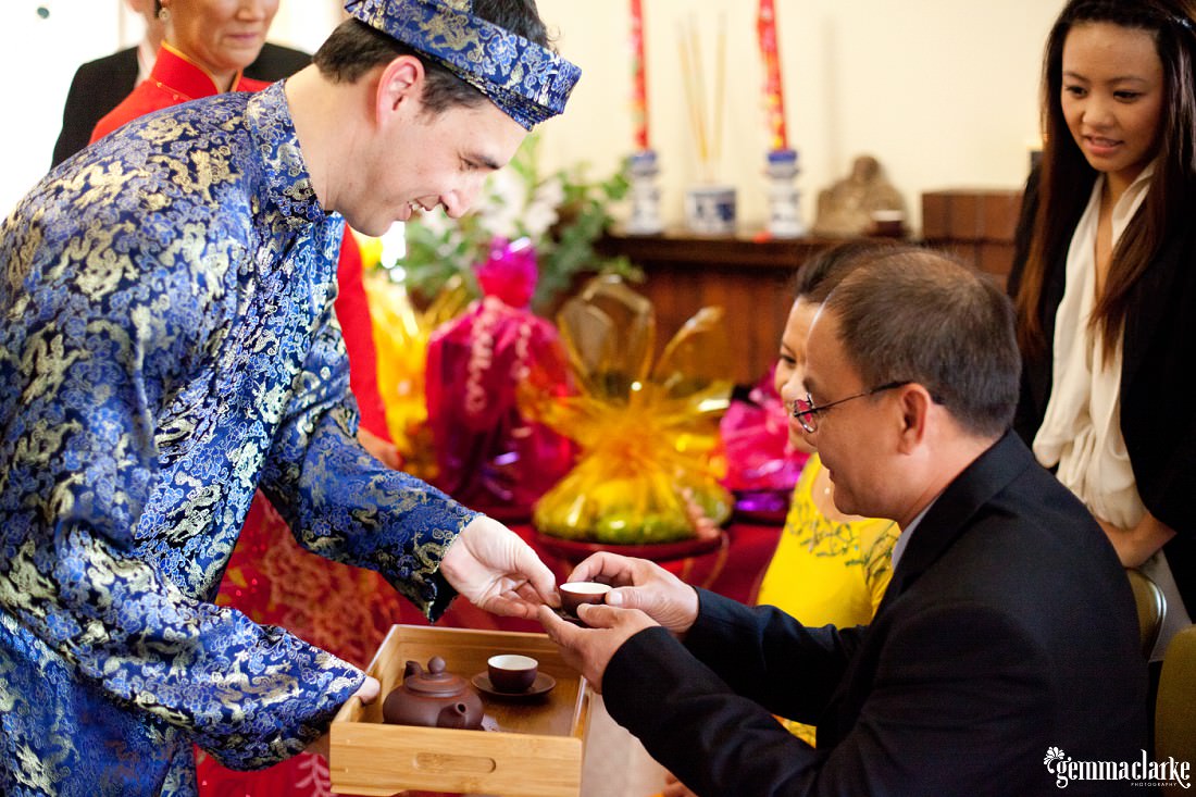 gemma-clarke-photography_vietnamese-tea-ceremony-wedding_lincoln-and-michelle_0018