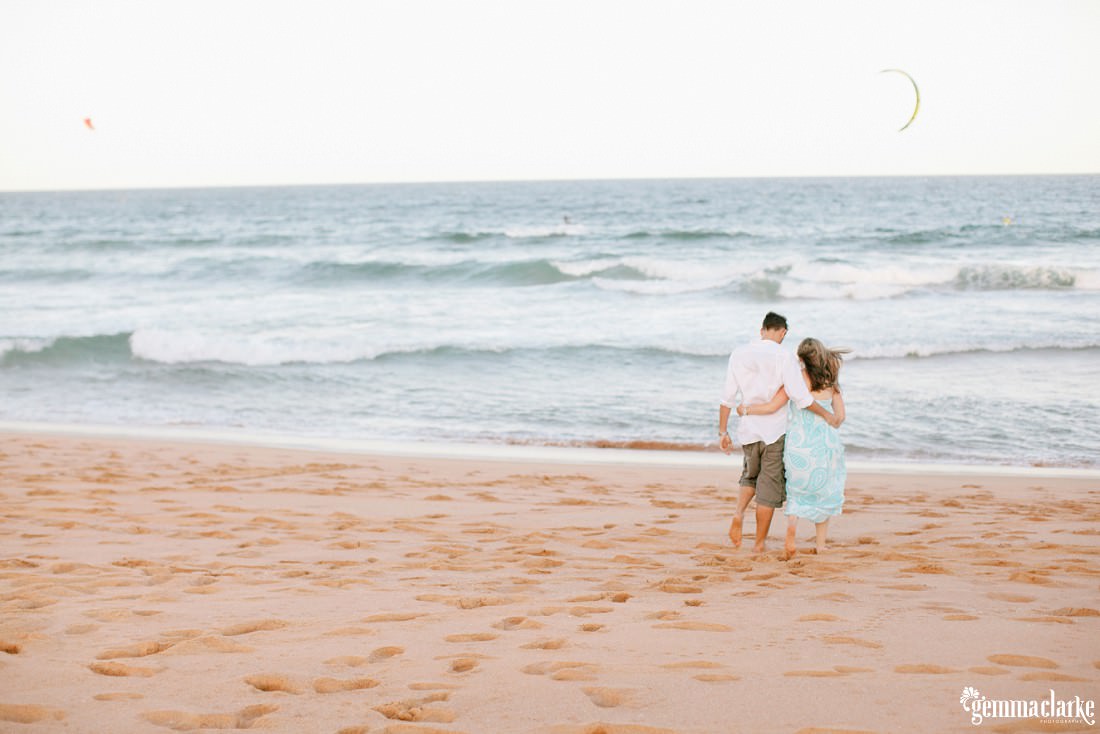 gemma-clarke-photography_beach-engagement-photos_family-photos-sydney_paul-and-dee_0012