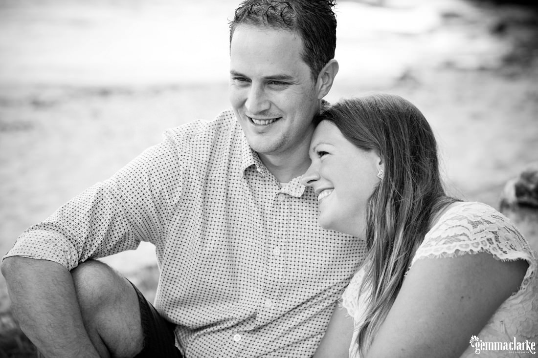 gemma-clarke-photography_balmoral-beach-engagement-photos_claire-and-nathan_0005