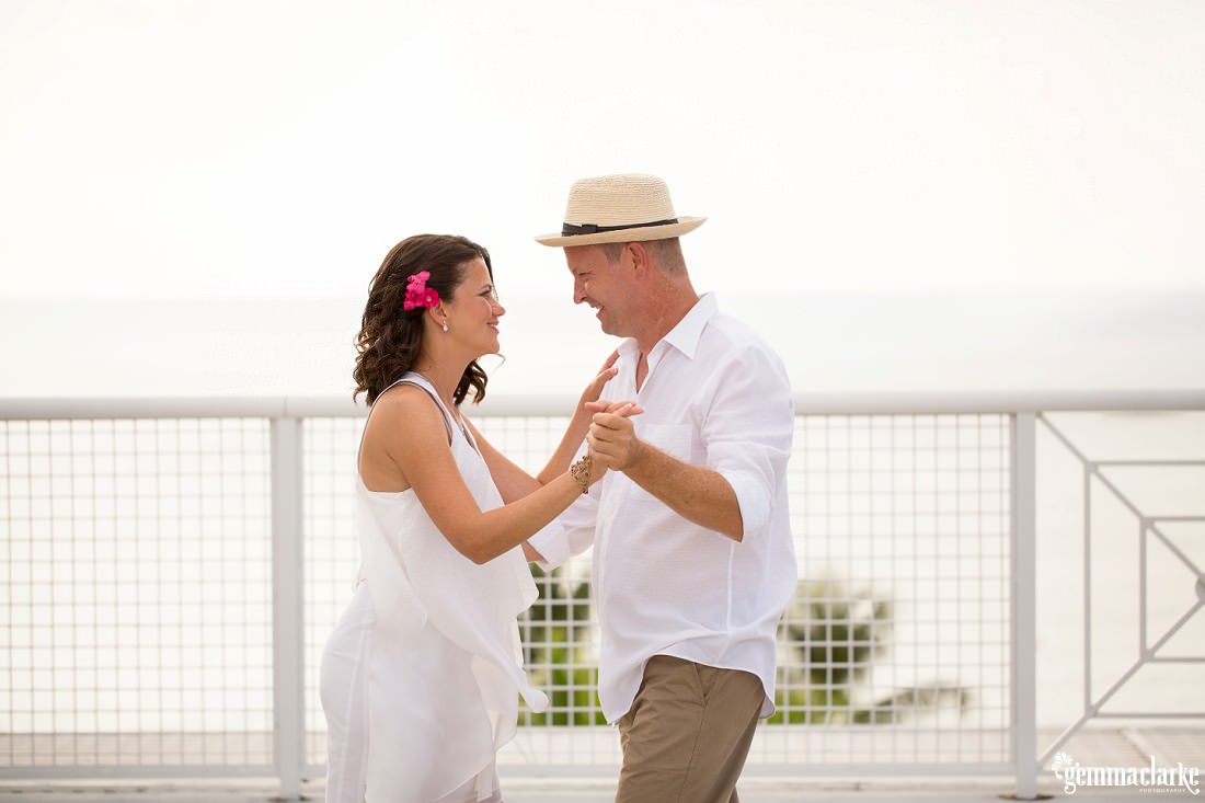 gemma-clarke-photography_cayman-islands-wedding_elopement-wedding_small-beach-wedding_marie-and-lee_0022