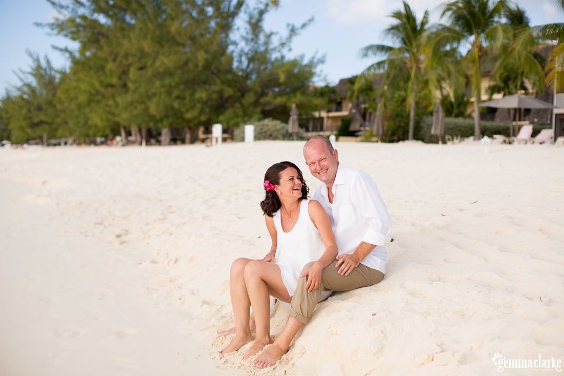 gemma-clarke-photography_cayman-islands-wedding_elopement-wedding_small-beach-wedding_marie-and-lee_0030