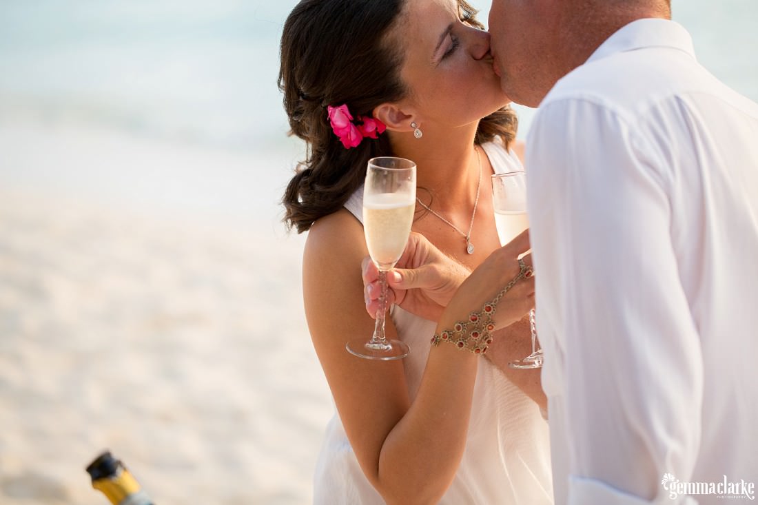 gemma-clarke-photography_cayman-islands-wedding_elopement-wedding_small-beach-wedding_marie-and-lee_0058
