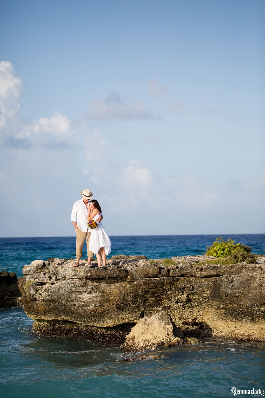 gemma-clarke-photography_trash-the-dress_couple-beach-photos_cayman-islands-wedding_marie-and-lee_0002