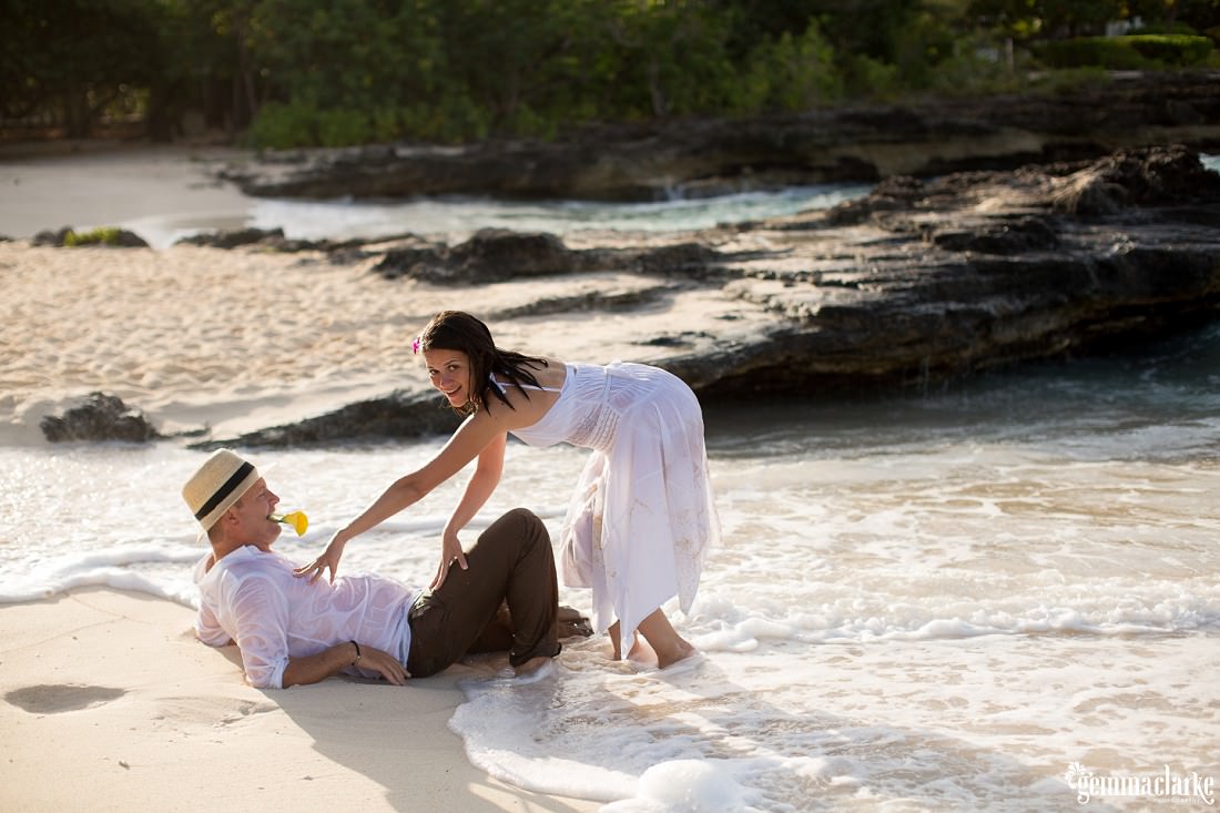 gemma-clarke-photography_trash-the-dress_couple-beach-photos_cayman-islands-wedding_marie-and-lee_0016