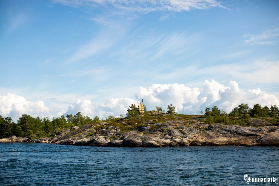gemmaclarkephotography_finnish-summer-portraits_lighthouse-island_katja_0002